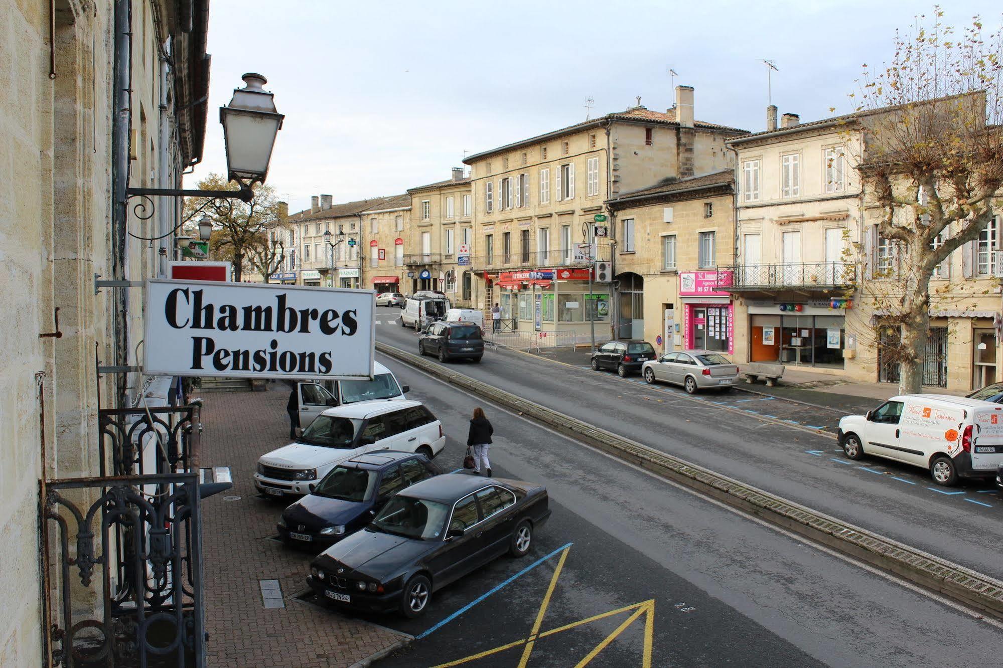 Le Phenix Hotel Castillon la Bataille Bagian luar foto